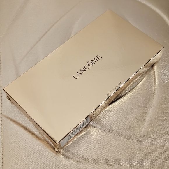 NIB Lancôme Makeup - Picture 13 of 13